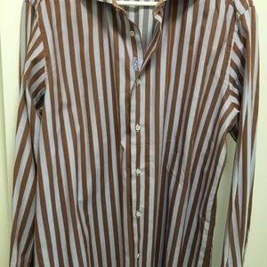 Gorgeous Robert Graham Shirt